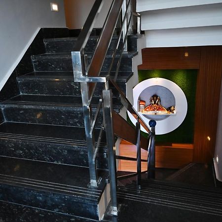 Hotel Narendra Plaza Balasore Buitenkant foto