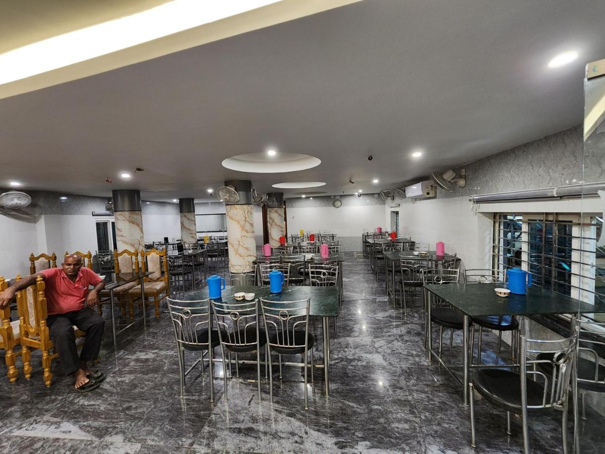 Hotel Narendra Plaza Balasore Buitenkant foto